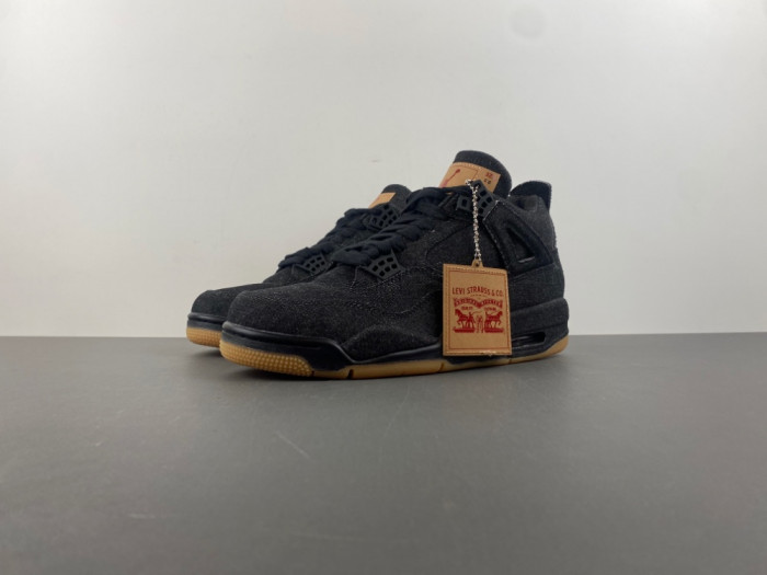 Levis x Air Jordan 4 “Taupe Haze”A02571-001