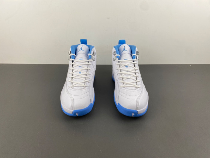 Air Jordan 12 