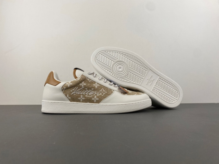 1V TRAINER 1V0425-328