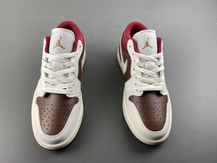Air Jordan 1 Low SE 