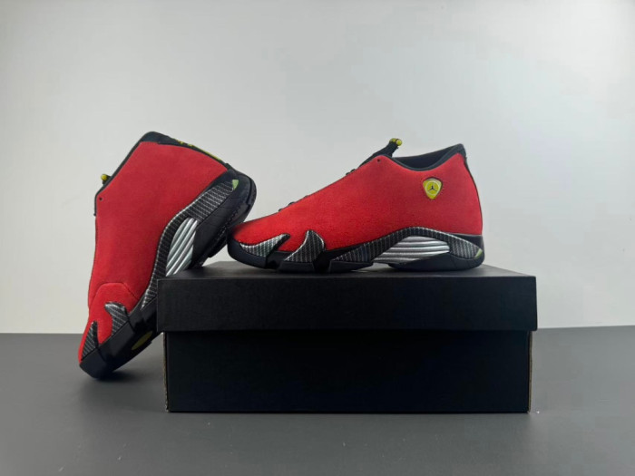 AIR Jordan 14 Retro Ferrari (2025) IF5016-600