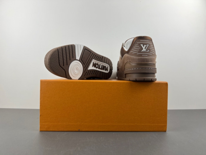1V SNEAKERS 1V0425-317