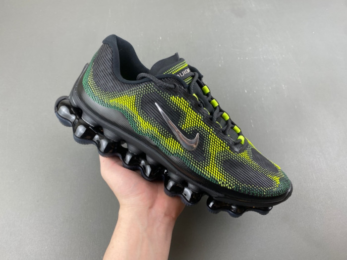 Nike Liquid Max 