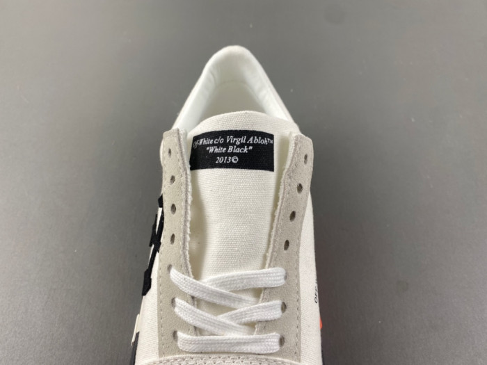 OFW SNEAKERS GY05110-033