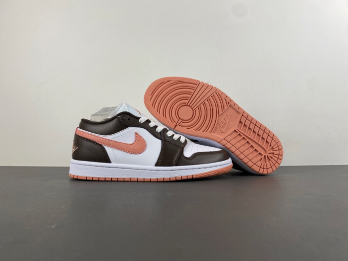 Air Jordan 1 Low 
