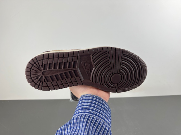 Nike Air Jordan 1 Low SE 