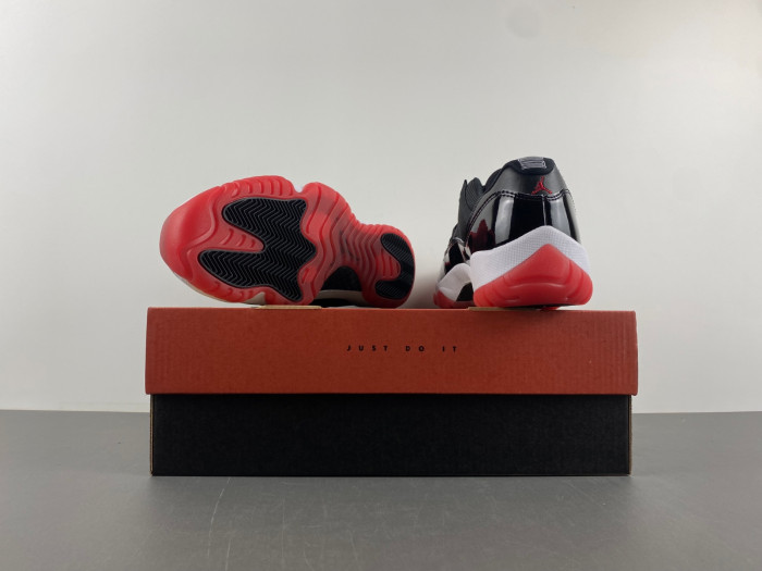 Air Jordan 11 Retro Low 