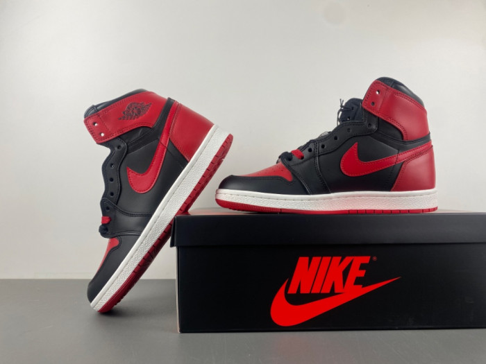 Air Jordan 1 Retro High 