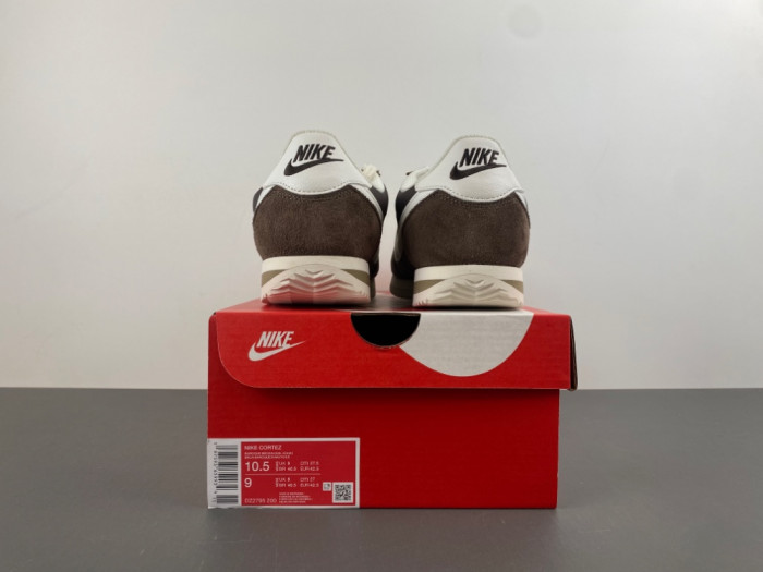 Nike Cortez WMNS “Baroque Brown” DZ2795-200