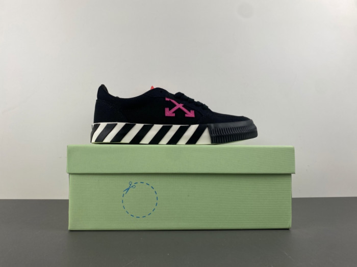 OFW SNEAKERS GY05110-036