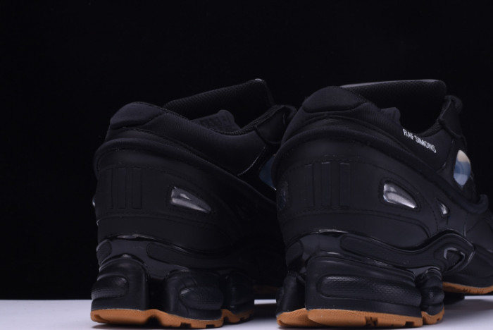 a*d*i*s ozweego bunny raf simons core black s81162