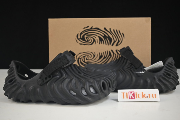 Salehe Bembury x Cr0c5 Polle x Clog "Black" AR859-065