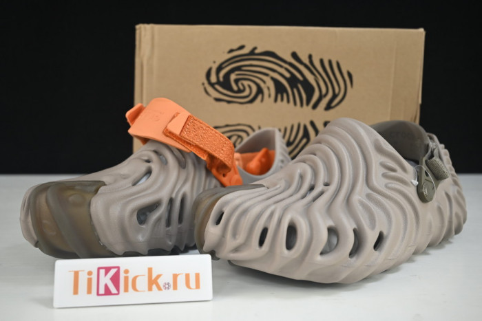 Salehe Bembury x Cr0c5 Polle x Clog "Cr0c5 Khaki"