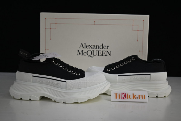 A1exa*der Mcqv*en SNEAKERS MC520050605