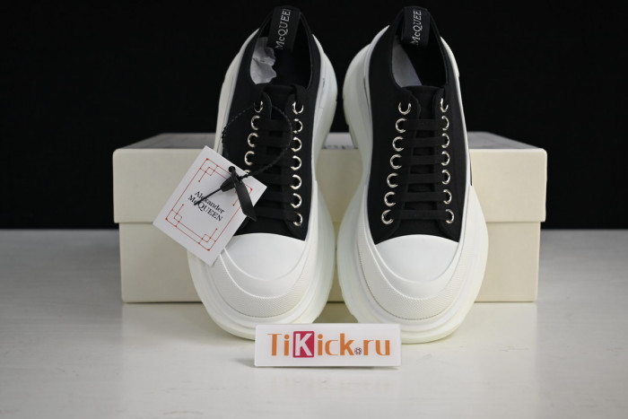 A1exa*der Mcqv*en SNEAKERS MC520050605