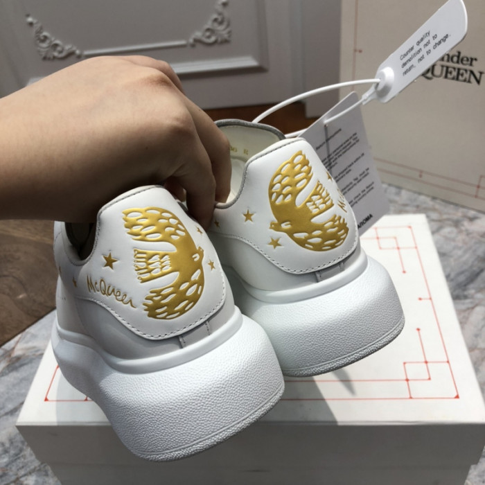 A1exa*der Mcqv*en SNEAKERS