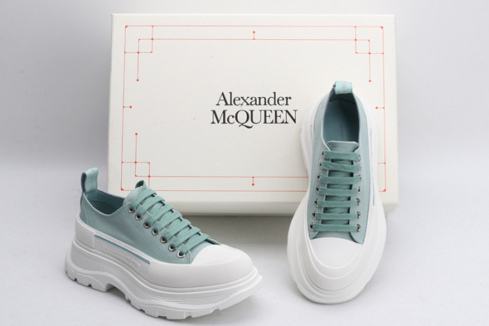 A1exa*der Mcqv*en SNEAKERS MC0518001