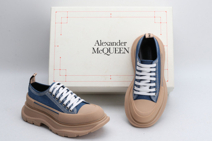 A1exa*der Mcqv*en SNEAKERS MC0518004