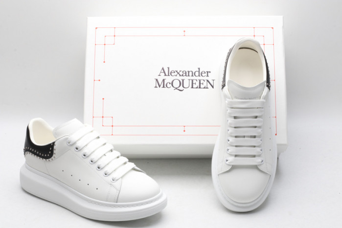A1exa*der Mcqv*en SNEAKERS MC5563-008