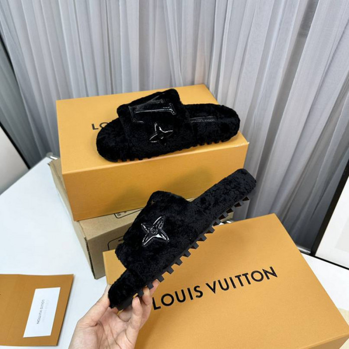 1*V SLIPPERS 11V0107-002