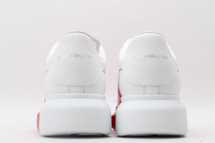 A1exa*der Mcqv*en SNEAKERS