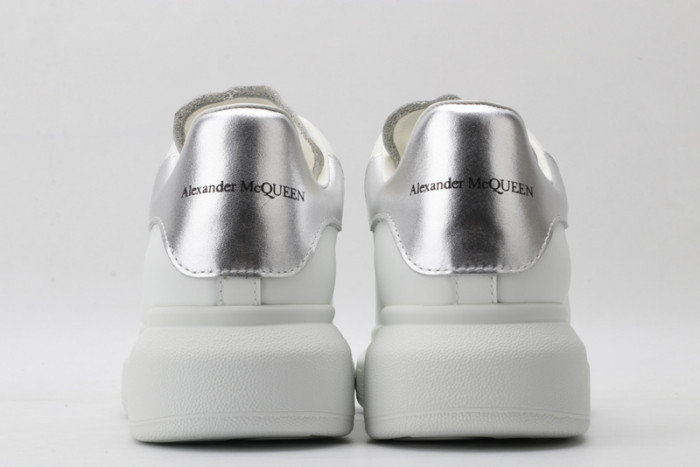 A1exa*der Mcqv*en SNEAKERS MC5563-045