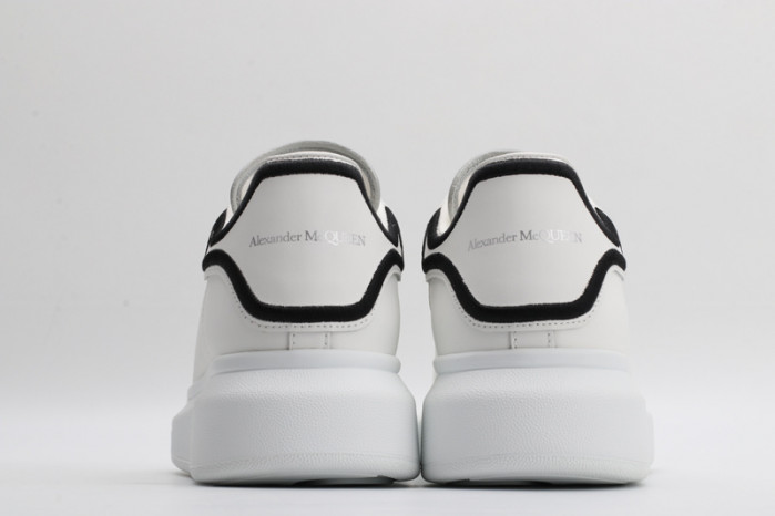 A1exa*der Mcqv*en SNEAKERS MC5563-061