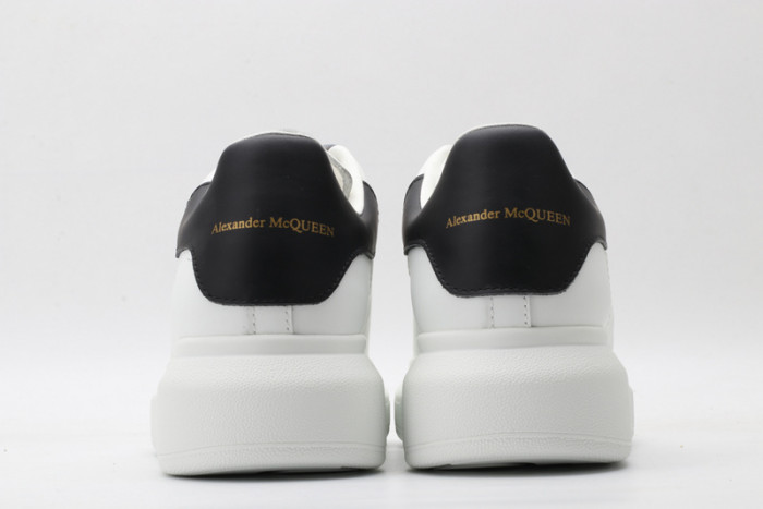 A1exa*der Mcqv*en SNEAKERS MC5563-073