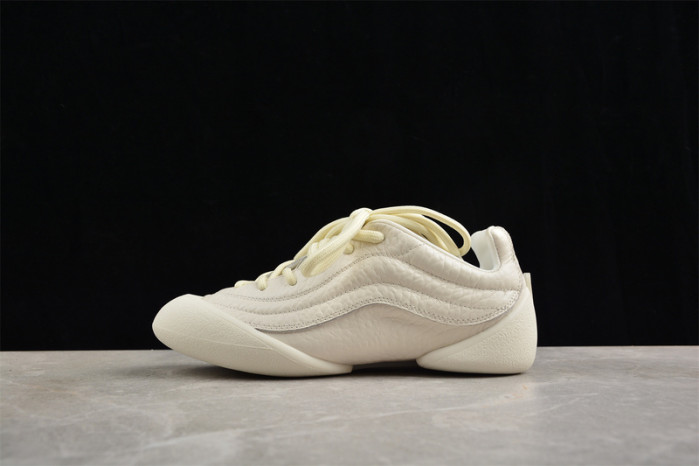 A1EXANDER M*QUEEN SNEAKERS WHGP7-59