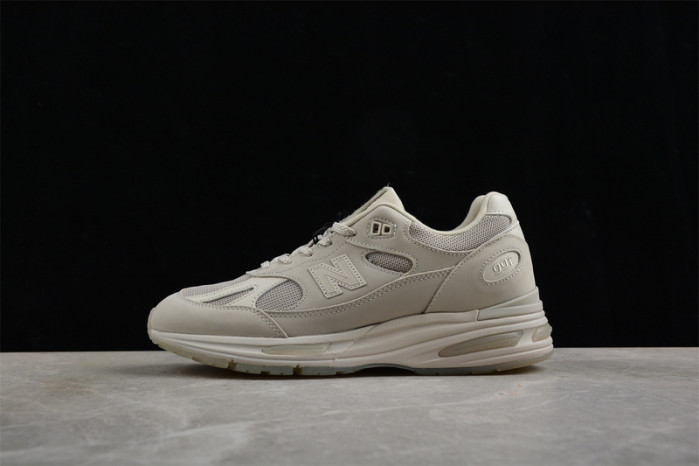 New Balance Stone Island x 991v2 Made In UK ''Ghost Pack - Sand'' U991SE2