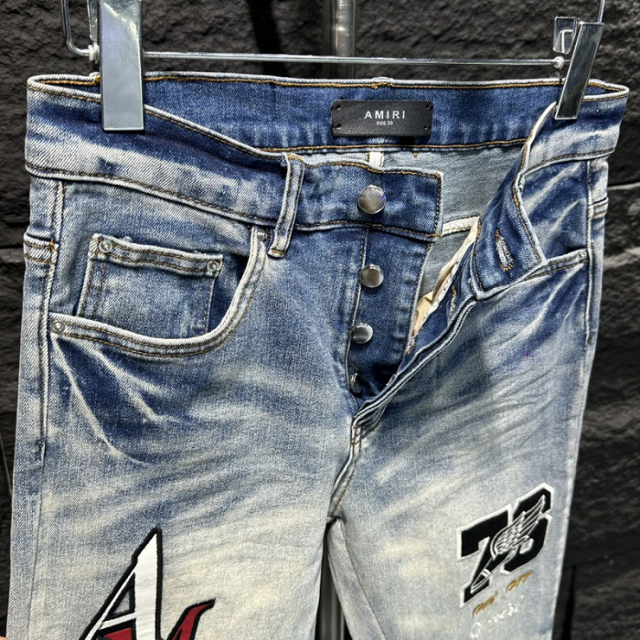 AM1R1 AM229-112