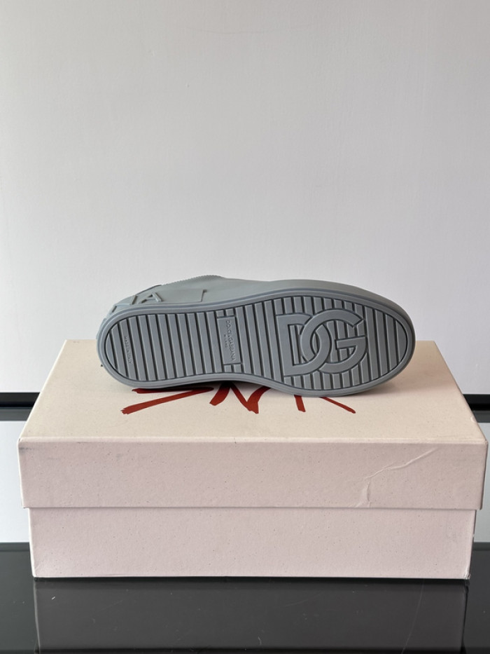 D.G. Sneakers DG210-180