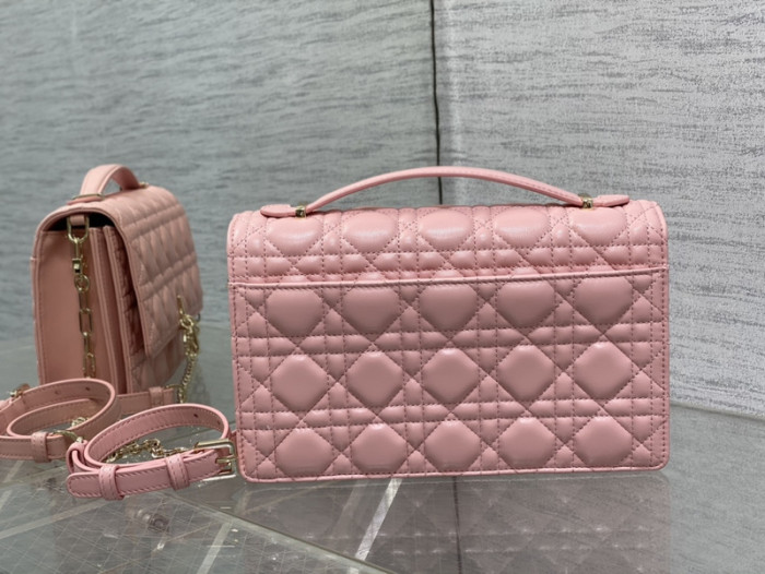 D*R bag 24×14×7.5cm B0113-151
