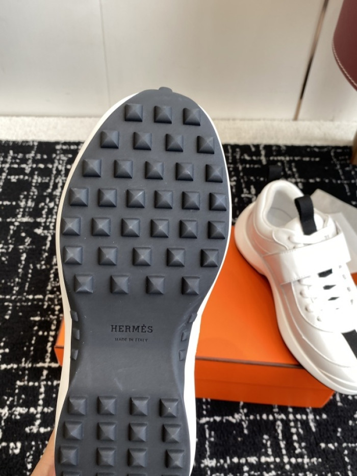 HER*MES SNEAKER HM1028-129