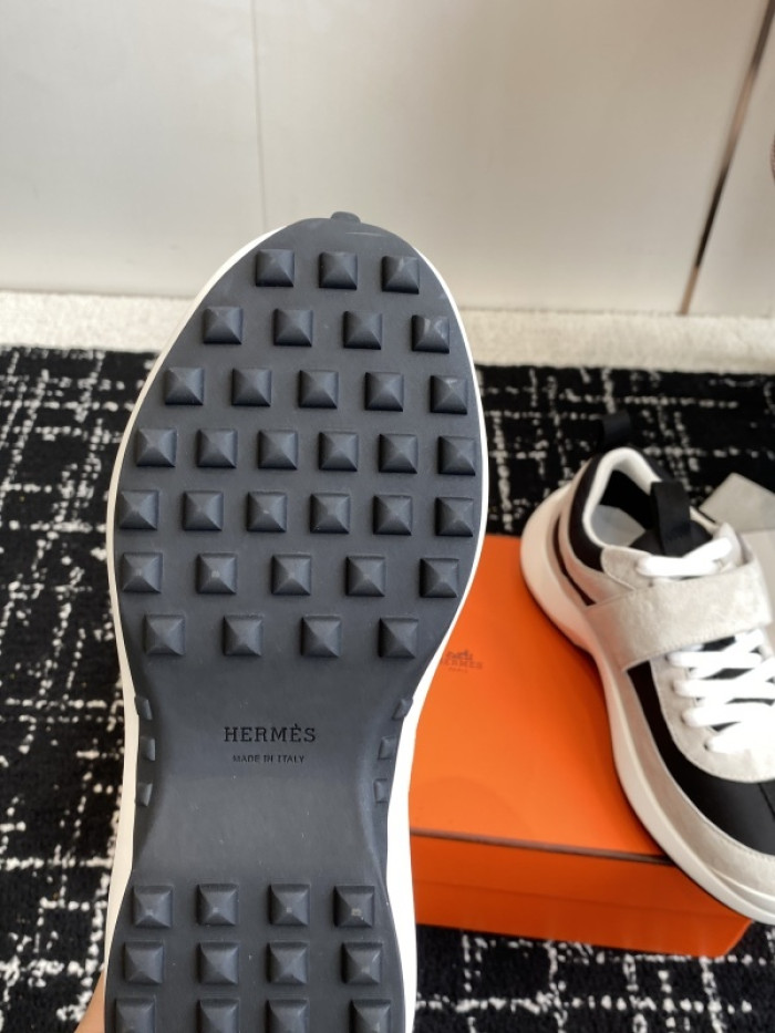 HER*MES SNEAKER HM1028-131