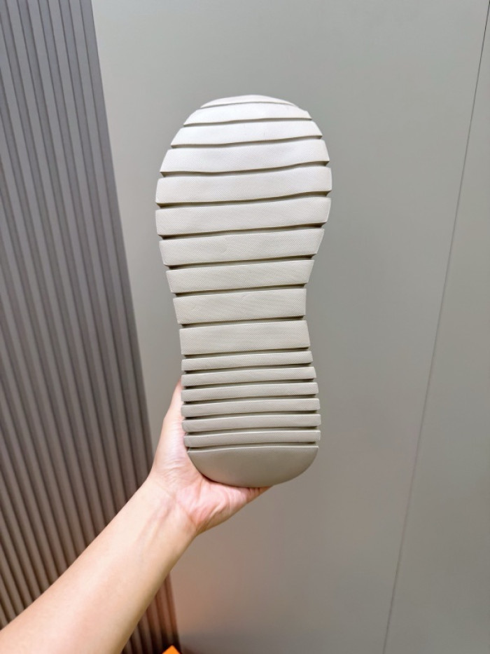 HER*MES SNEAKER HM1028-152