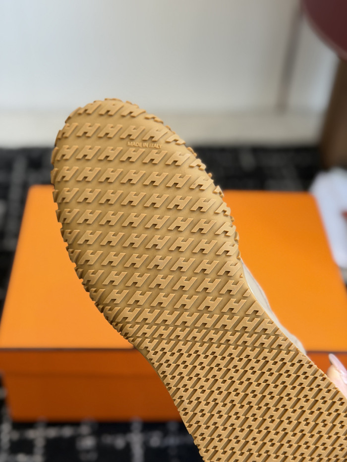 HER*MES SNEAKER HM1028-223