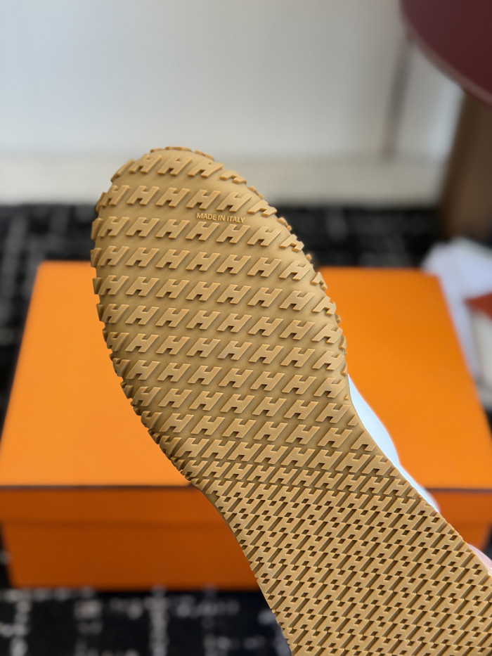 HER*MES SNEAKER HM1028-225