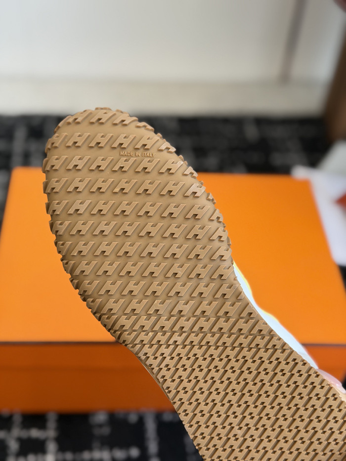 HER*MES SNEAKER HM1028-231