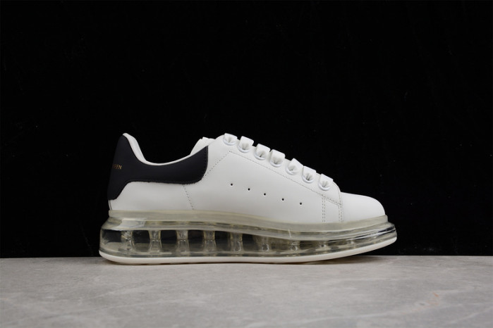 A1exa*der Mcqv*en SNEAKERS