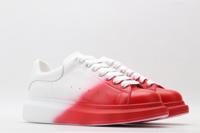 A1exa*der Mcqv*en SNEAKERS