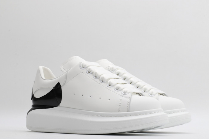 A1exa*der Mcqv*en SNEAKERS MC5563-033