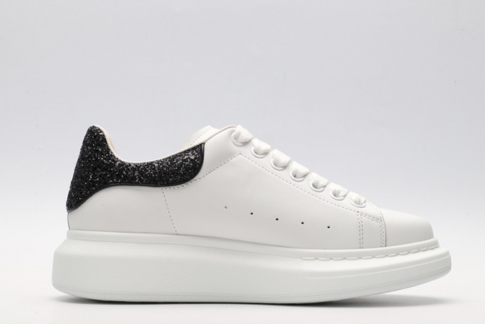 A1exa*der Mcqv*en SNEAKERS MC5563-048