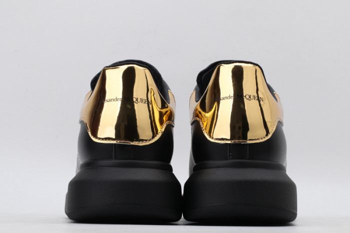 A1exa*der Mcqv*en SNEAKERS MC5563-065