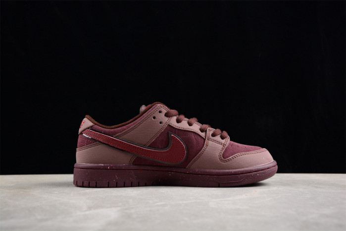 Nike SB Dunk Low "Valentine