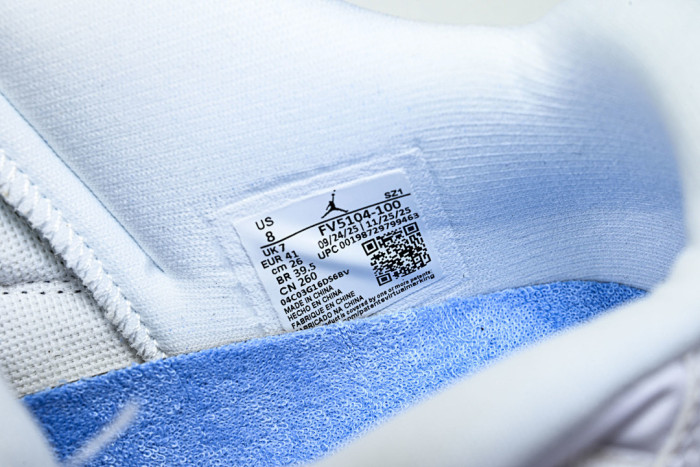 Air Jordan 11 Retro Low 