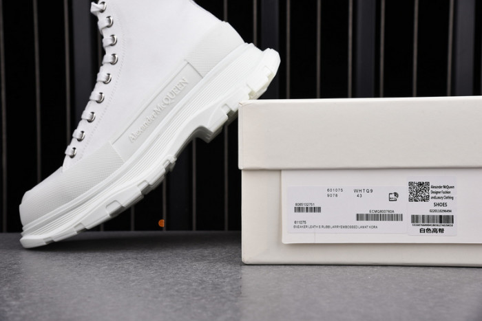 A1exa*der Mcqv*en SNEAKERS