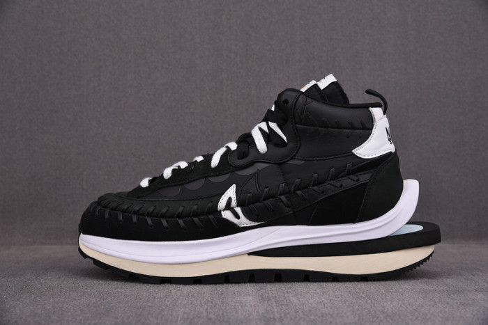 nike vaporwaffle sacai jean paul gaultier black white dh9186-001