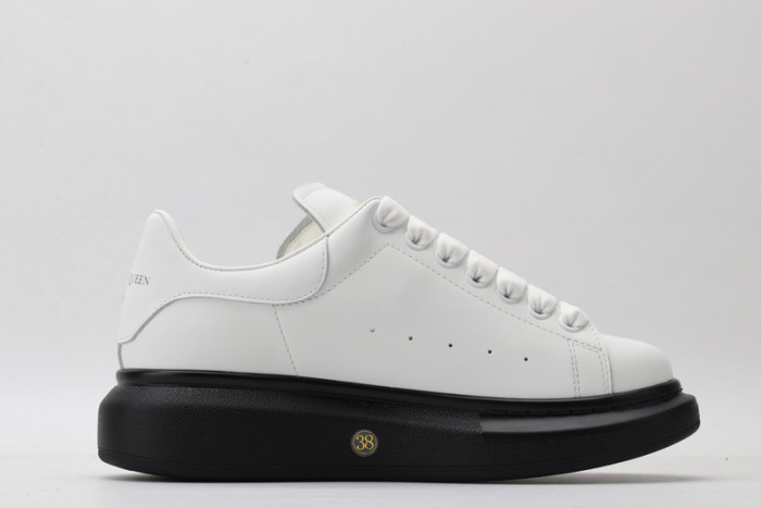 A1exa*der Mcqv*en SNEAKERS MC5563-041