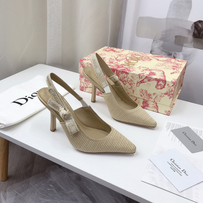 D10R HEELS D896-140